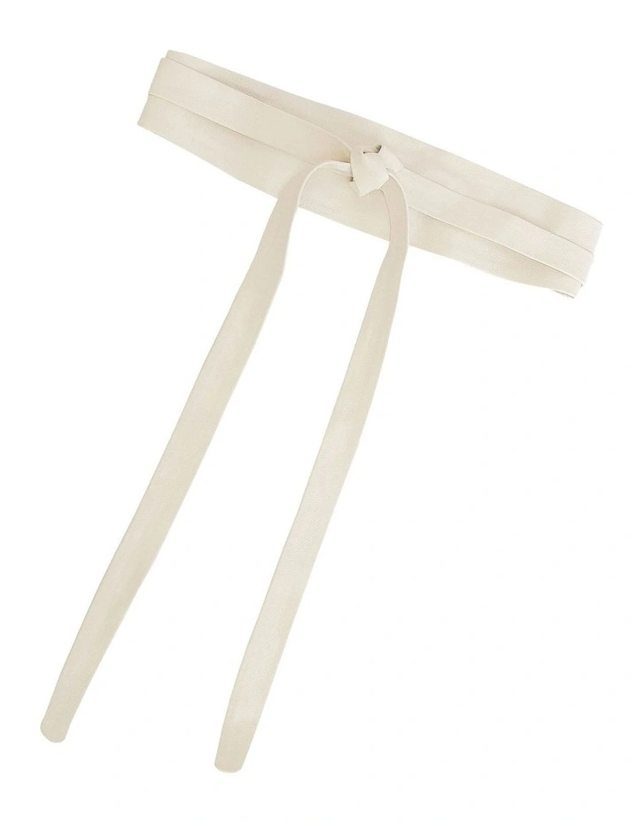 Odyssey Soft Wrap Leather Belt in Cream