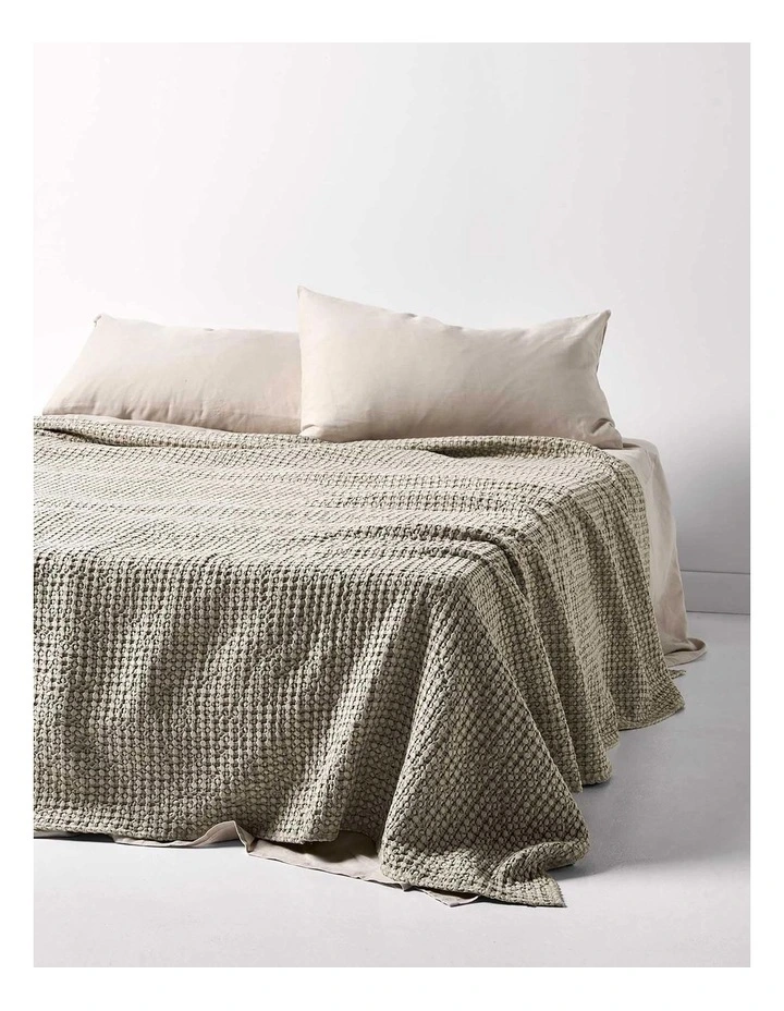 Waffle Bed Cover in Feather