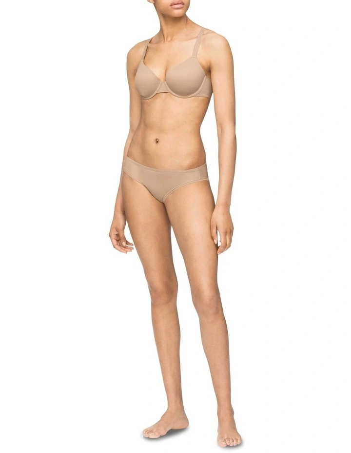 Liquid Touch Lightly Lined Perfect Coverage Bra in Beige