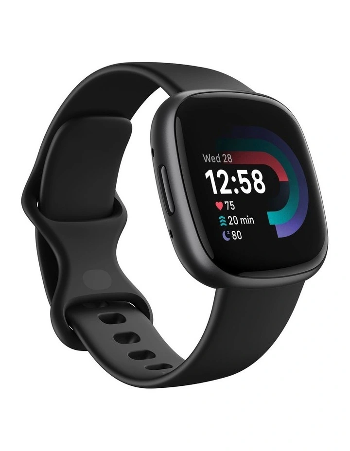 Versa 4 in Black/Graphite FB523BKBK-FRCJK