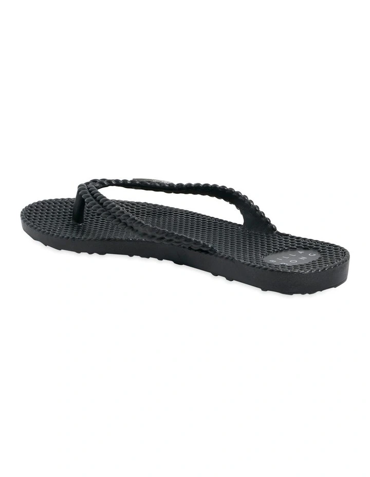 Kick Back Solid Thongs in Black