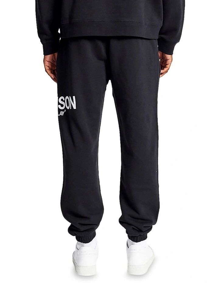 Ocean Av Jogger in Black
