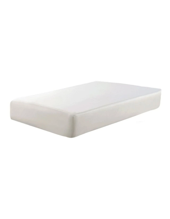 Waterproof Mattress Protector with Bamboo Fibre Cover Double Size in White