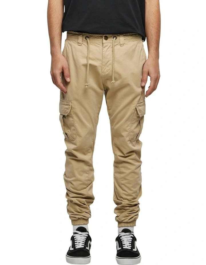 Cuffed Cargo Jogging Pants in Sand