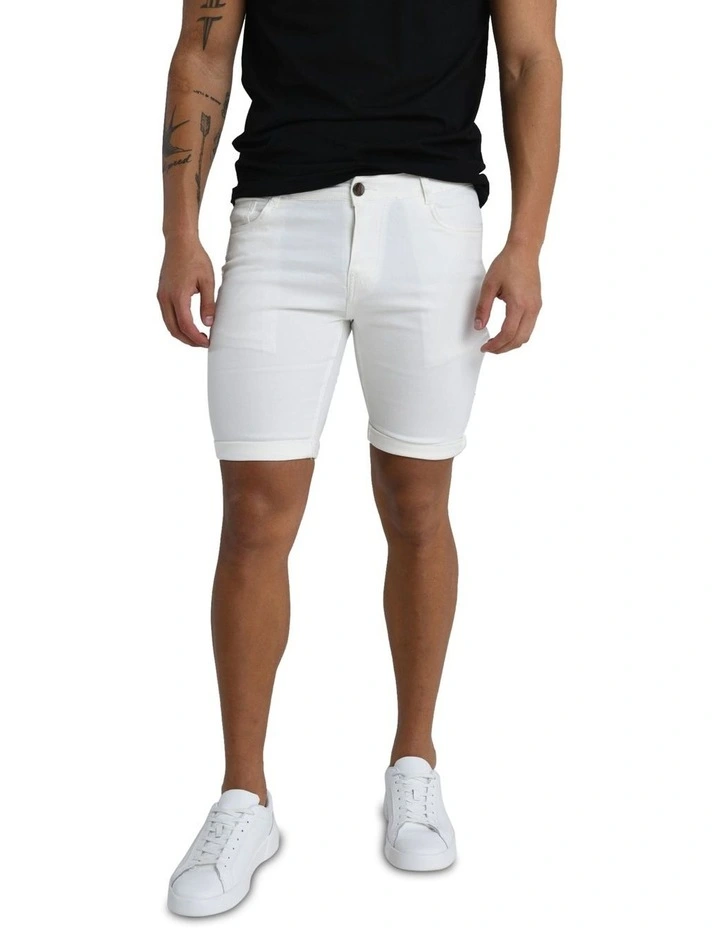 Camber Short in White