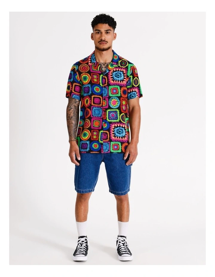 Crochet Print Short Sleeve Rayon Shirt in Black