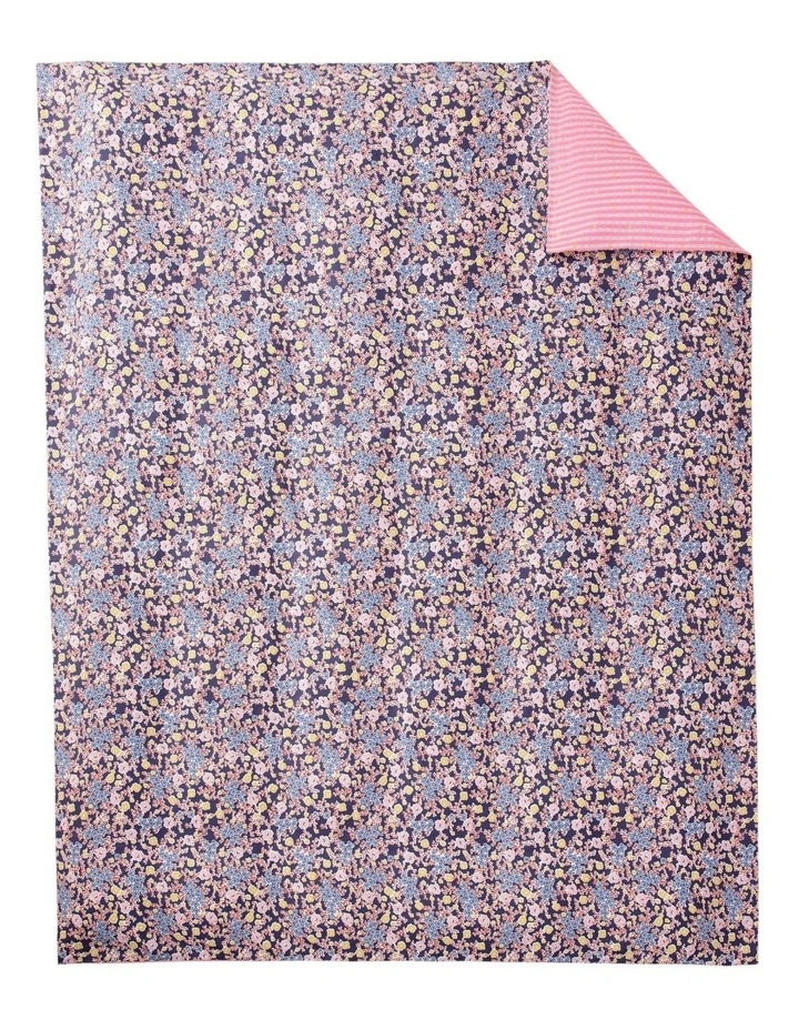 Lettie Bedding Set in Pink