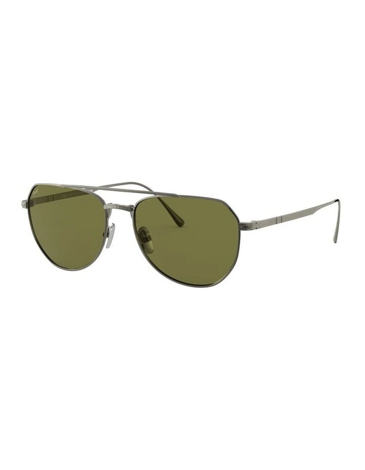 0PO5003ST 1529389004 Sunglasses in Green