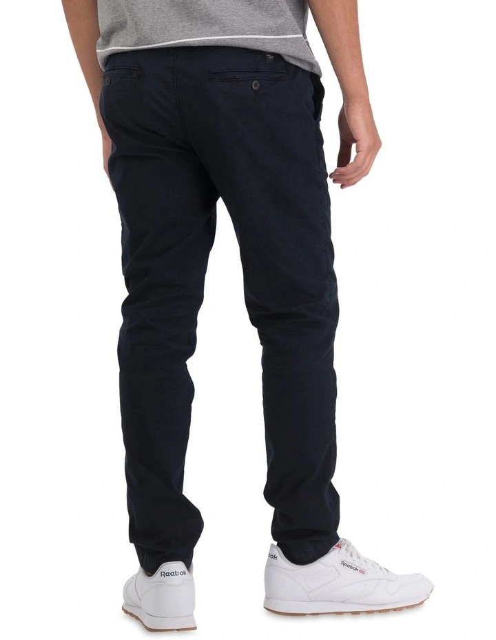 Flex Slim Khaki Pant in Navy