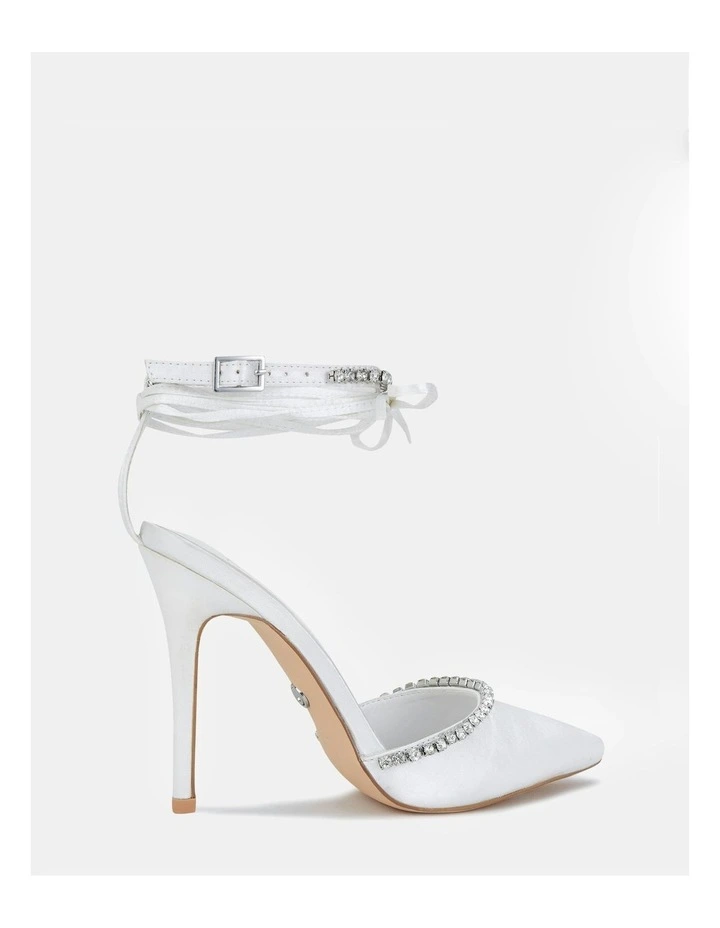 Zirgo Stilettos in White