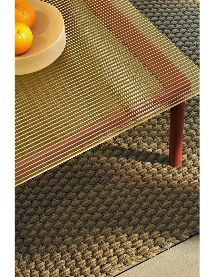 Lace Outdoor Rug 497207 in Olive