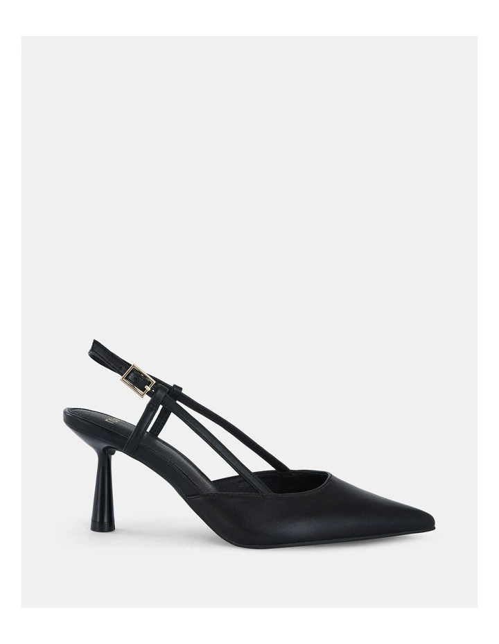 Isnello Pumps in Black