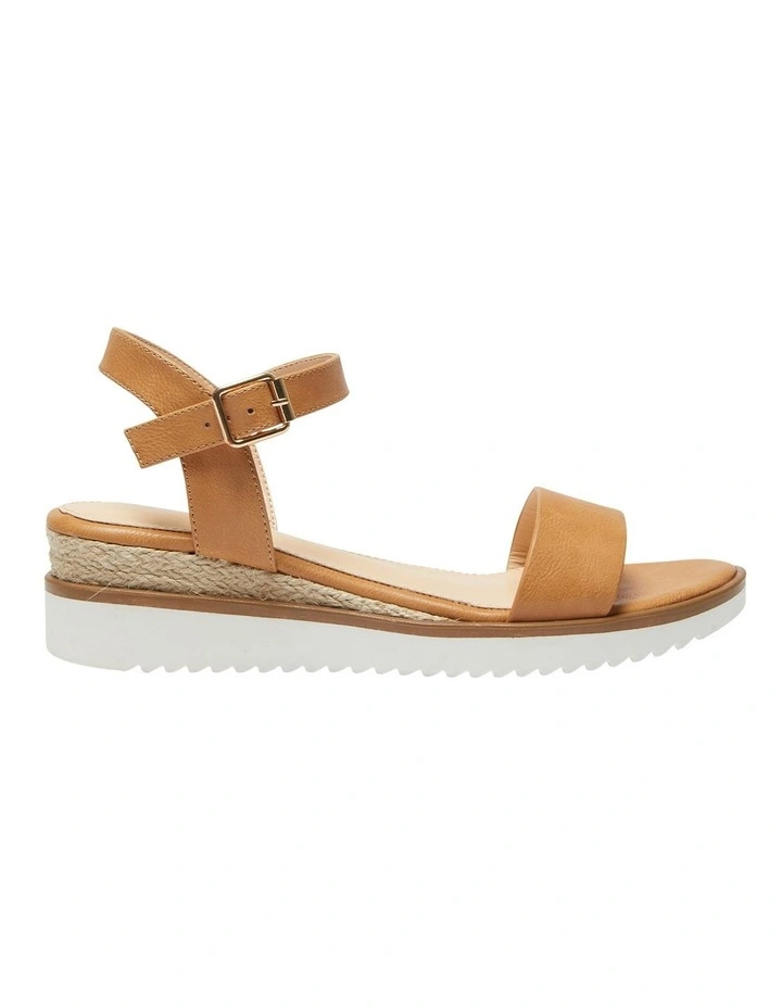 Darcy Sandals In Camel Smooth