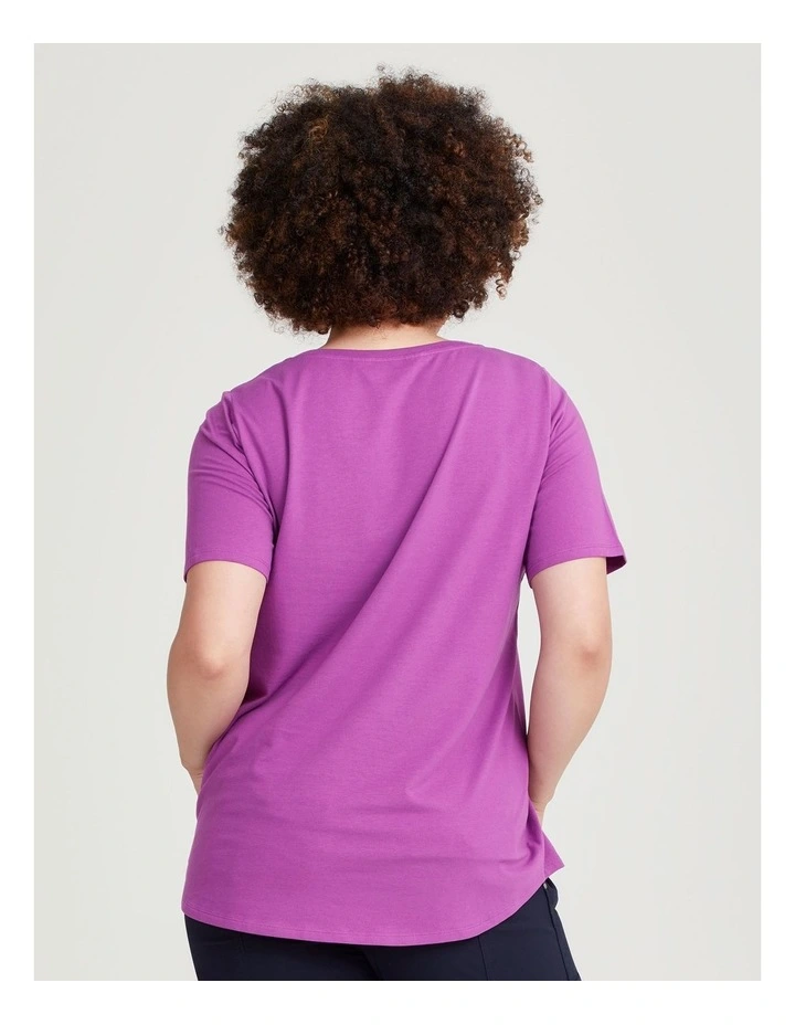 Australian Cotton V Neck Tee in Magenta