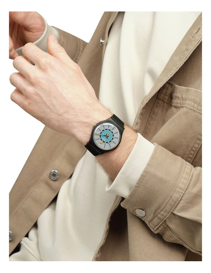 Good To Gorp Watch in Black