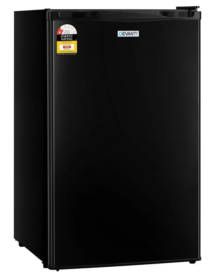 110L Bar Fridge in Black