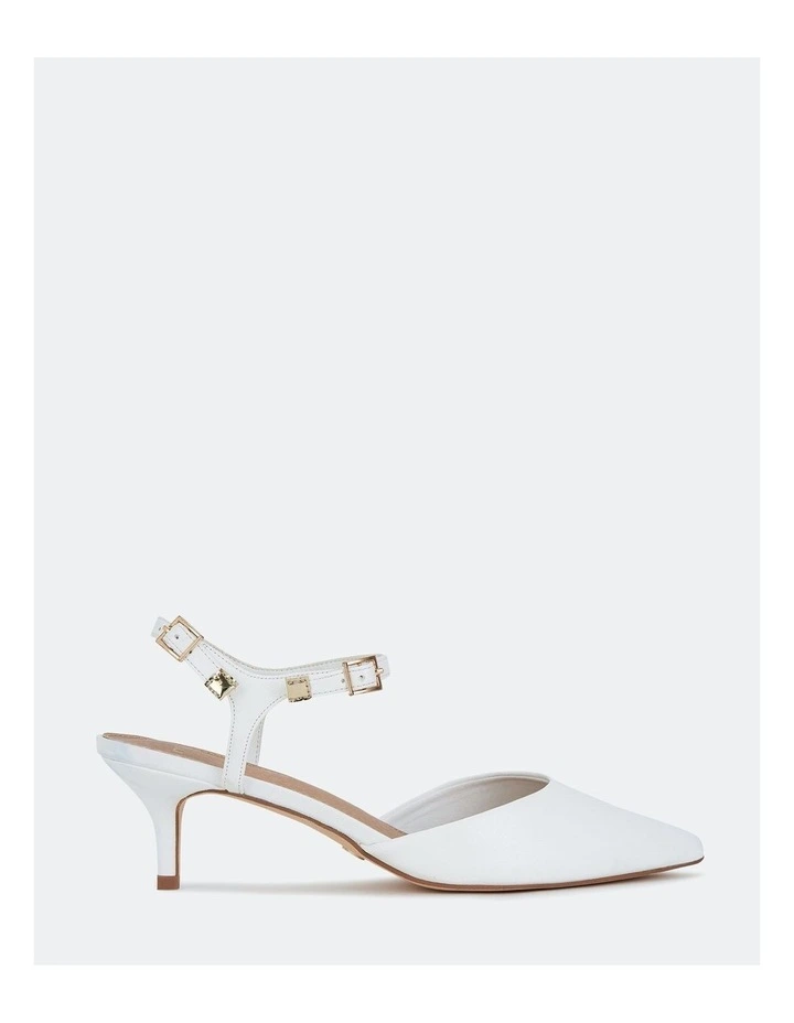 Indica Pumps in White