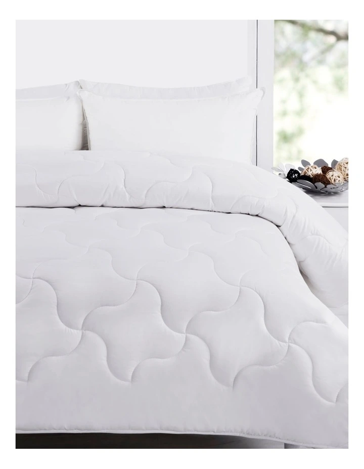 Luxury Alpaca Blend Wool Quilt in White