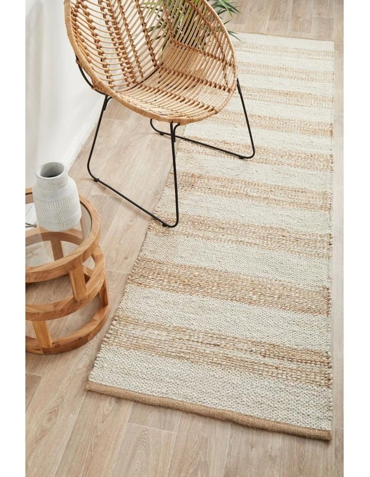 Noosa Rug 555 in Natural/White