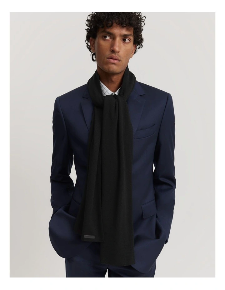 Australian Merino Wool Scarf in Black