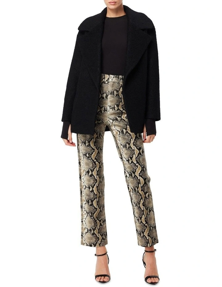 On The Verge Coat in Black