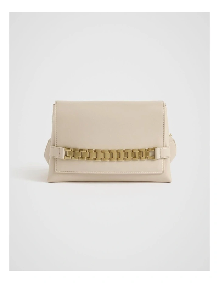 Chain Handbag in Vanilla