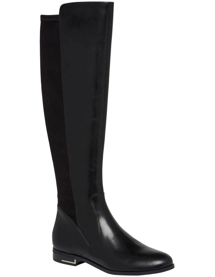 Levi Boots