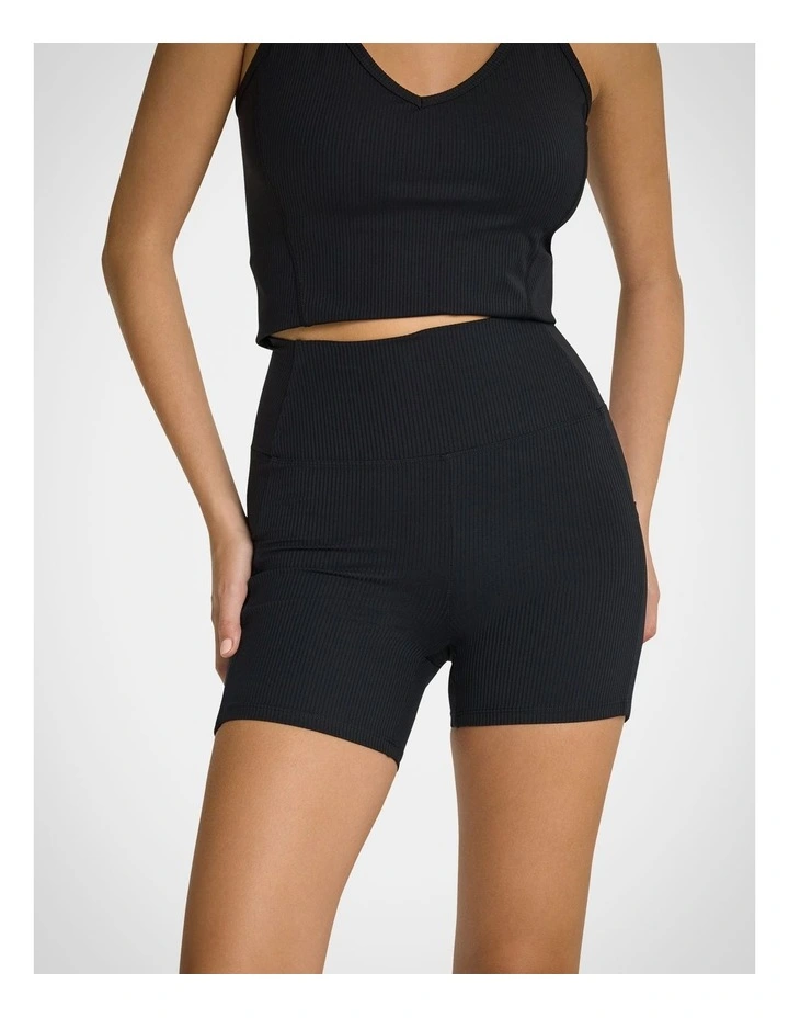 Rib Luxesoft Pocket Mid Thigh Bike Shorts in Black