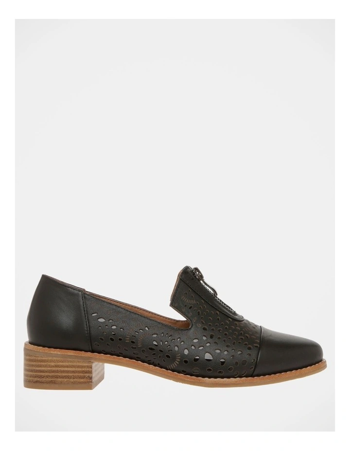 Ace Black Leather Flat Shoes