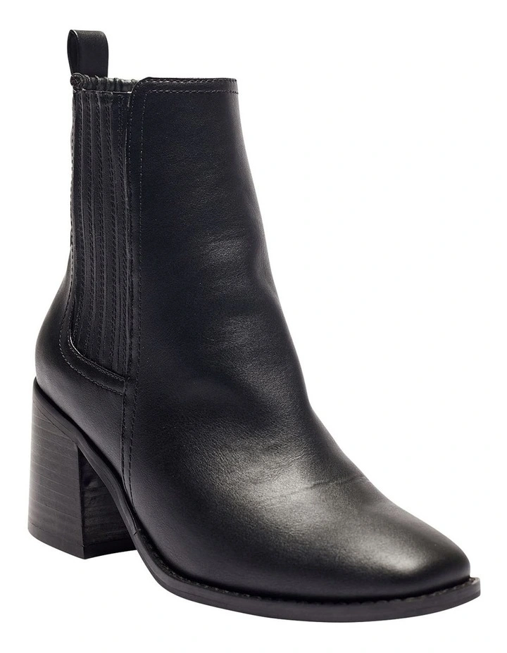 Tilda Black Smooth Boots