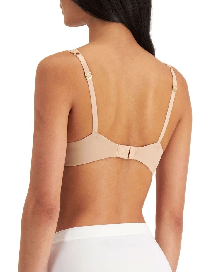Barely There Luxe Contour Bra in Beige