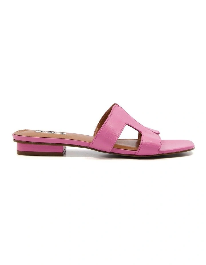 Loupe Sandal in Fuchsia