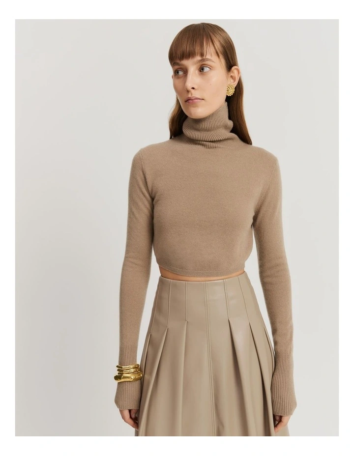 Gcs-certified Cashmere Blend Cropped Roll Neck Knit in Fawn