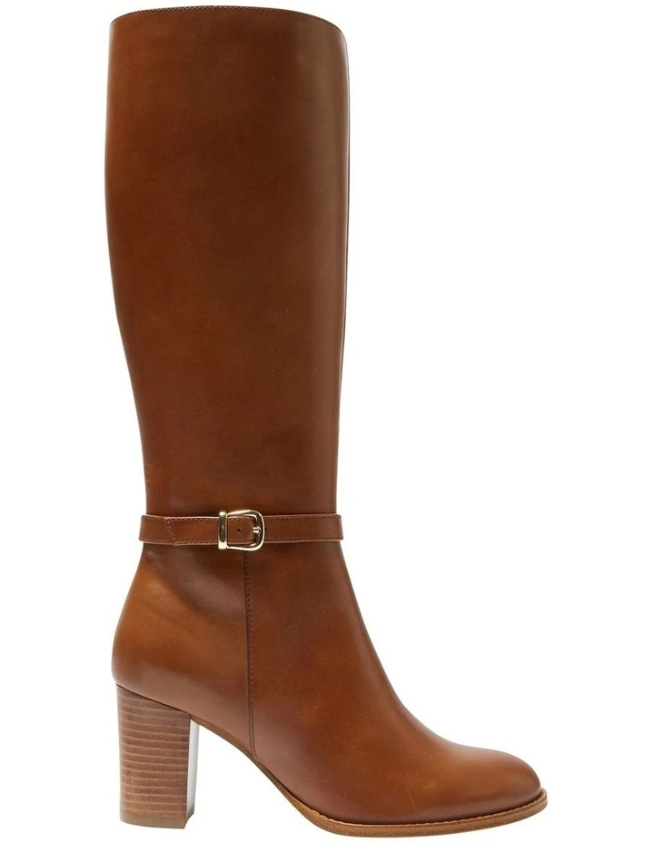 Galen Boots in Mid Brown Leather