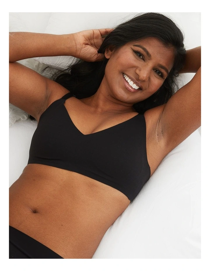 Smoothez Padded Bralette in Black