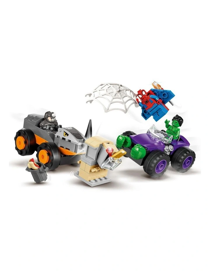 Spidey Hulk vs. Rhino Truck Showdown 10782