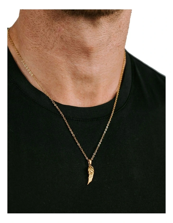 Brooklyn Pendant Necklace in Gold