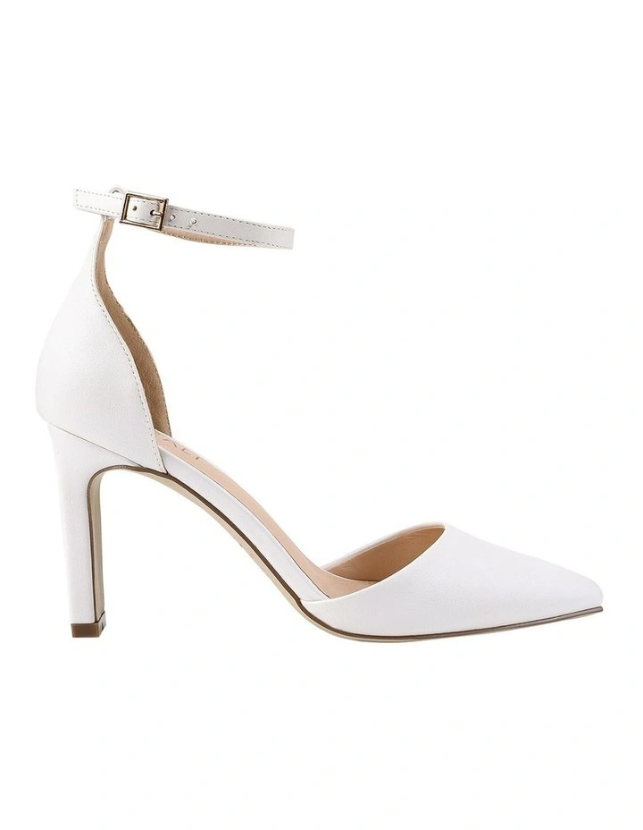 Kitra Closed Toe Heels in White