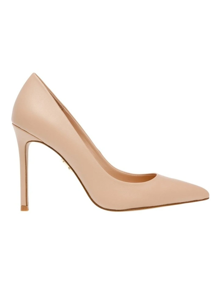 Evelyn Leather Pumps in Blush
