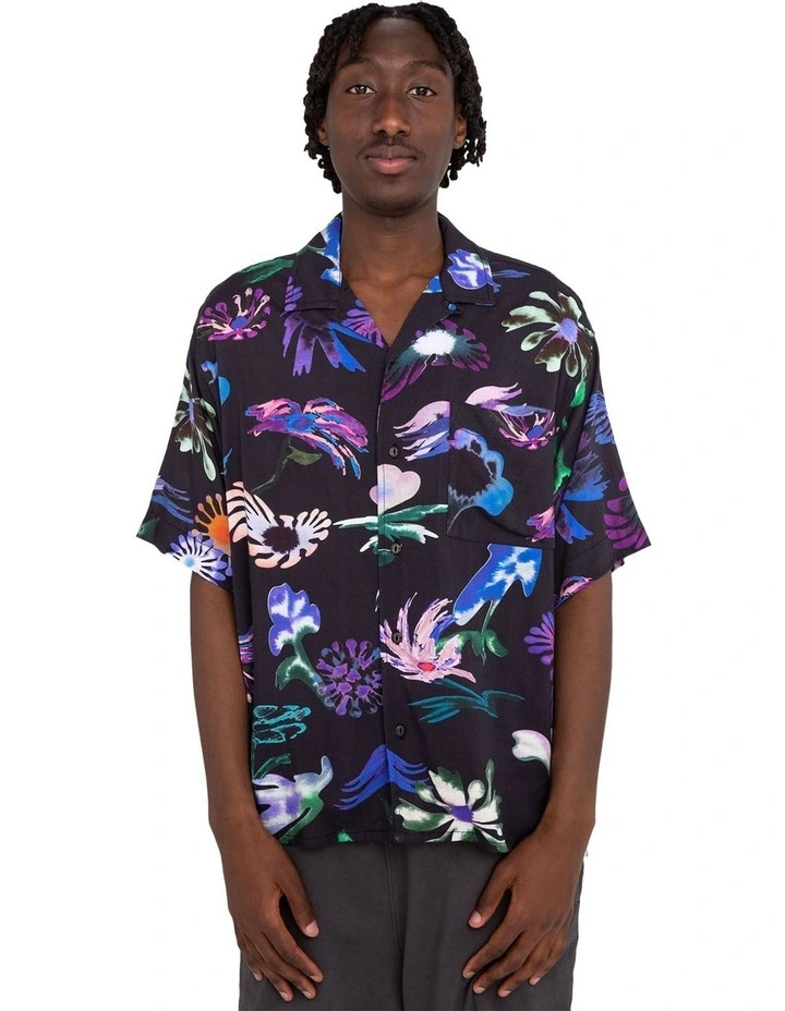 Resort Short Sleeve Shirt in Multi