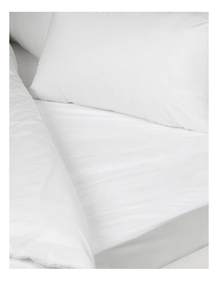 Comfortech Easy Care Mattress Protector in White