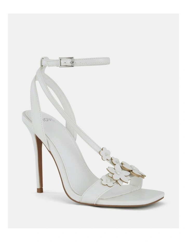 Zathena High Heels in White