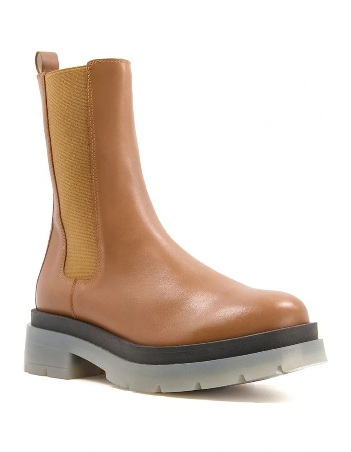 Palmz Ankle Boot in Camel
