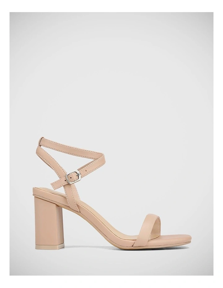 Carelinah Leather Sandal in New Flesh