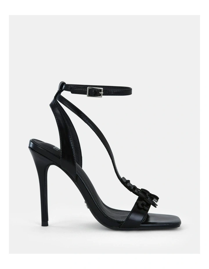Zathena High Heels in Black