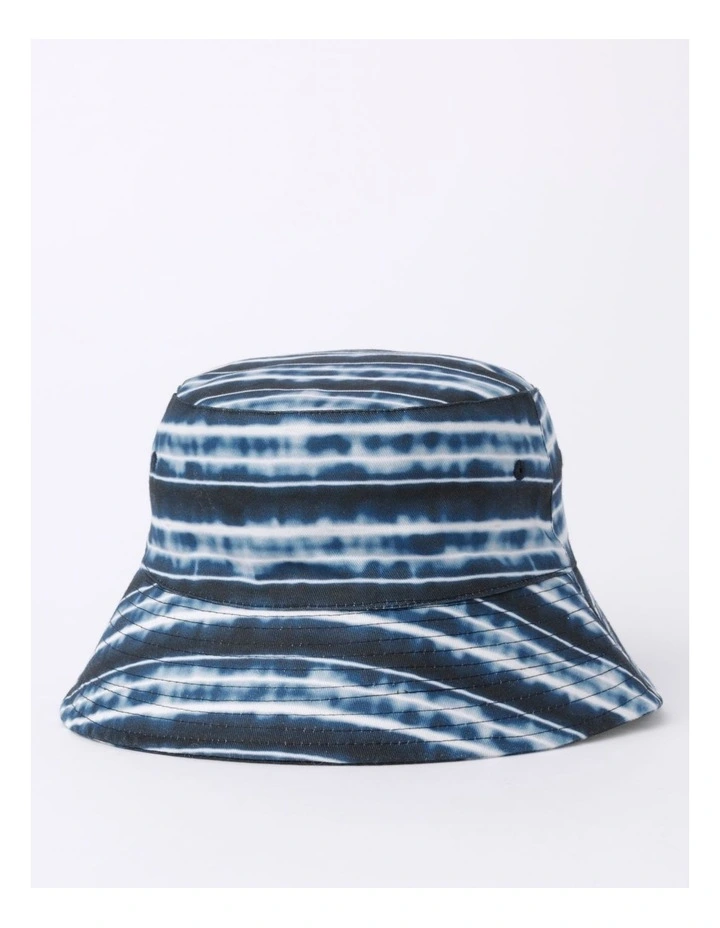 Bucket Dip Dye Hat in Navy