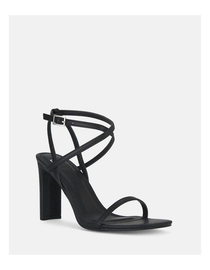 Lycan Heels in Black