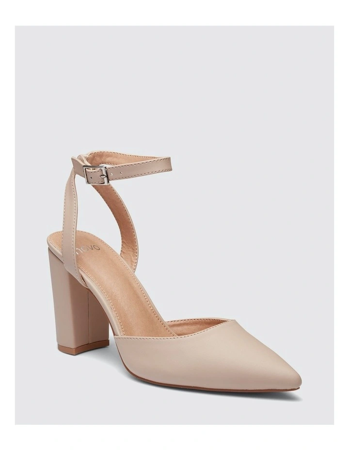 Ivie Pumps in Nude