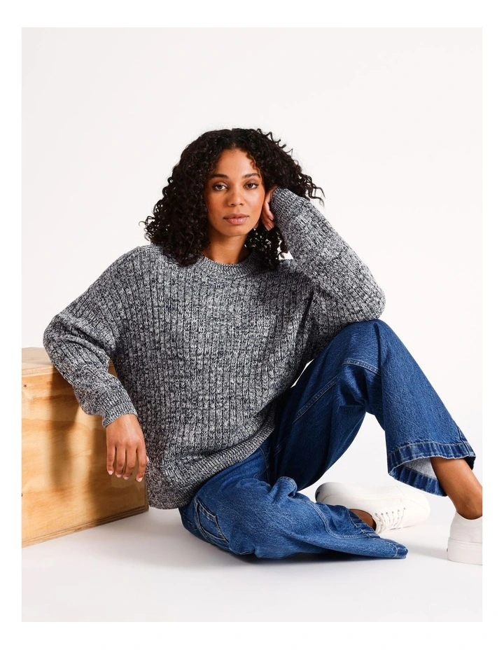 Organic Twist Yarn Crew Neck Jumper in Navy