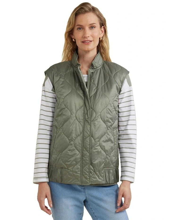 Quilted Vest in Green Mist